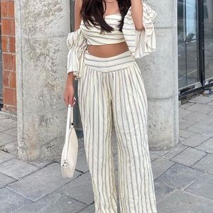 Fashion Nova 2 peice pant set